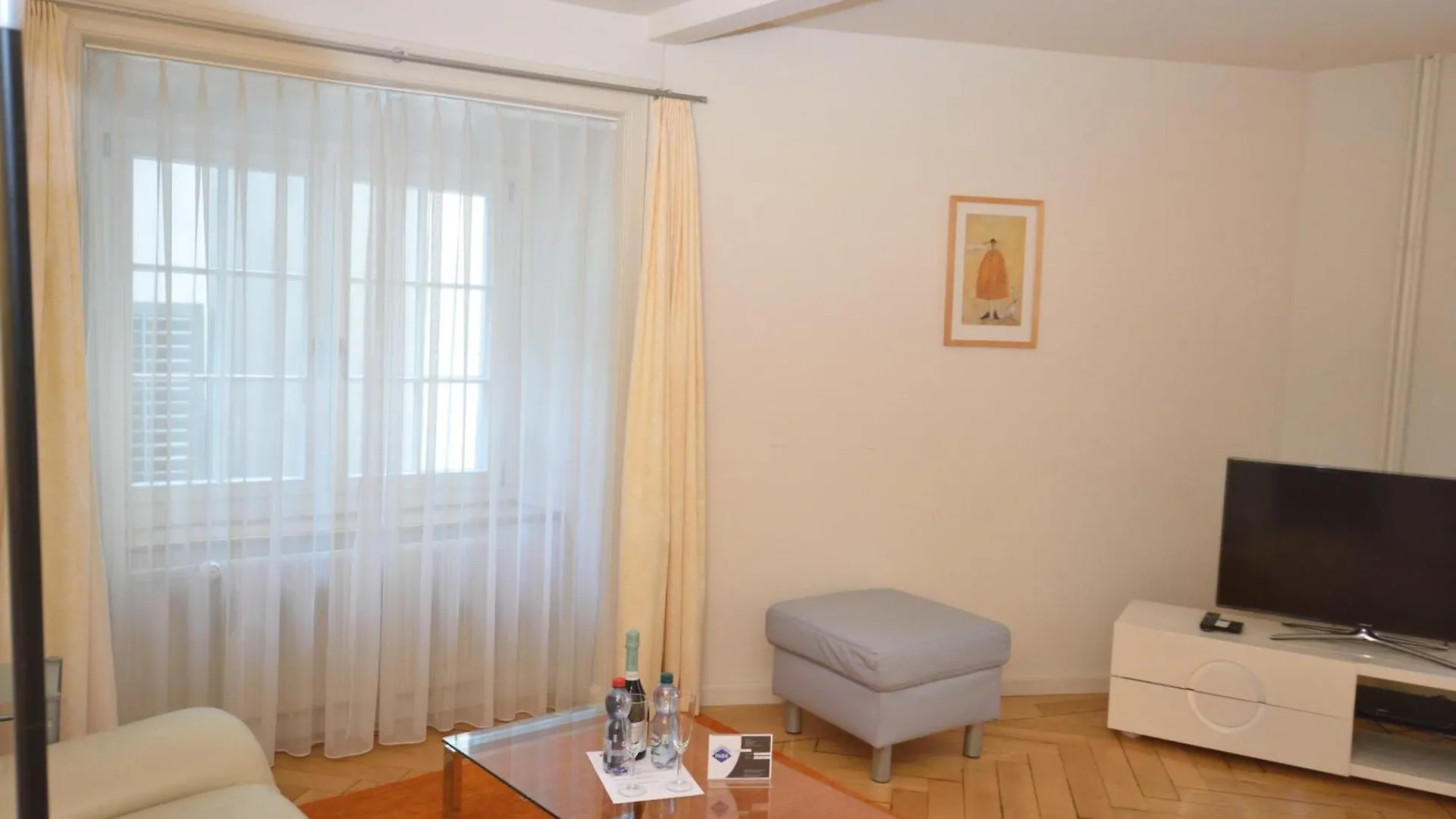 1Br Flat In Historical Center - Symbol 3 Apartment Zurich 0*,